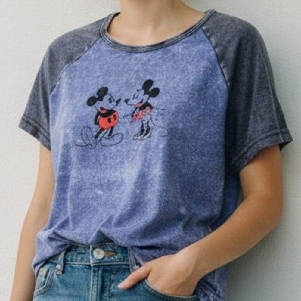 Vintage Disneyland Resort T-Shirt Mineral Wash Blue SS Minnie Mickey Babydoll